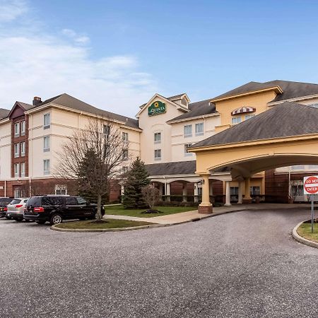 La Quinta By Wyndham Islip - Macarthur Airport Bohemia Экстерьер фото