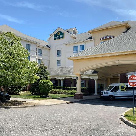 La Quinta By Wyndham Islip - Macarthur Airport Bohemia Экстерьер фото