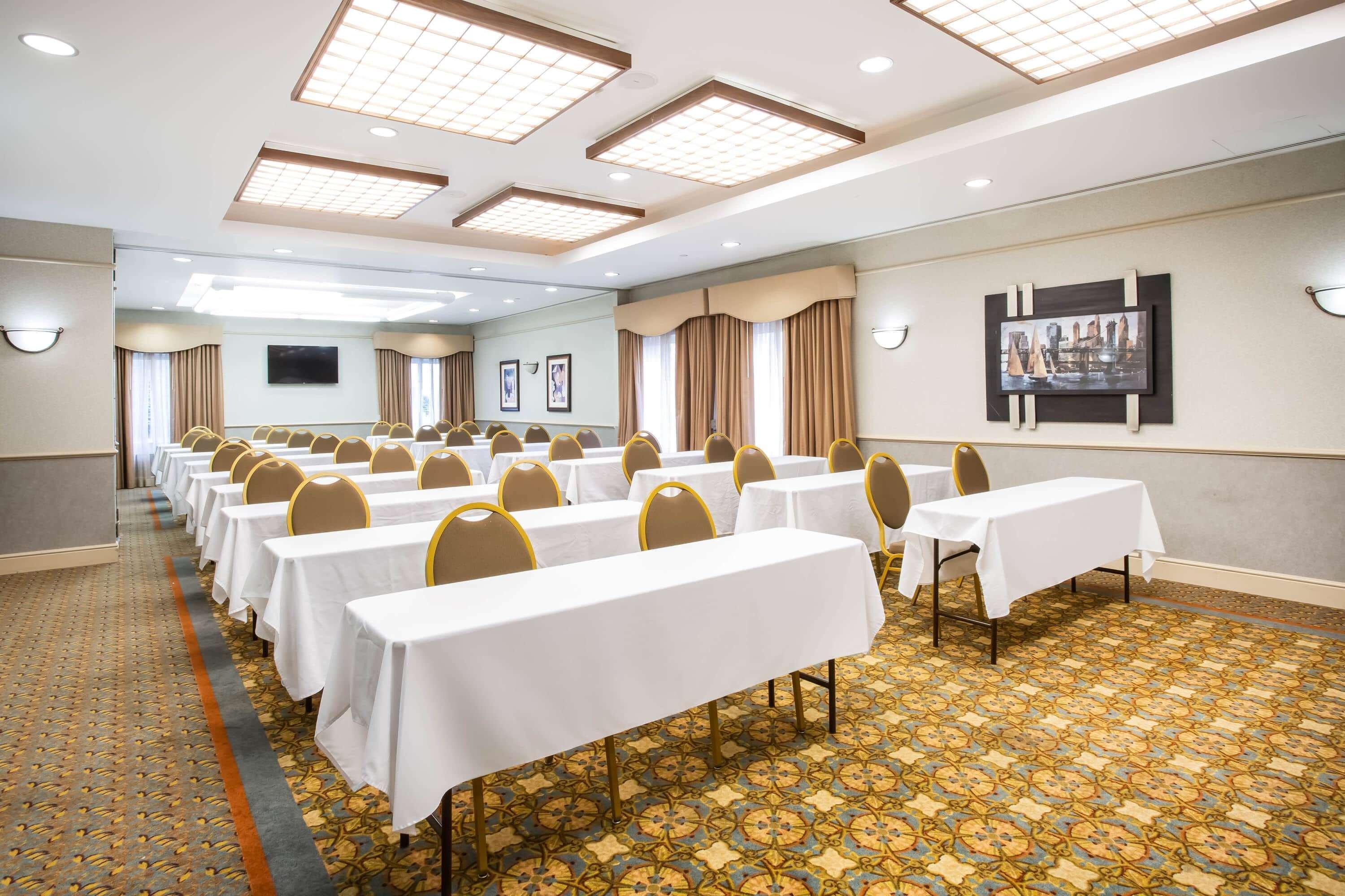 La Quinta By Wyndham Islip - Macarthur Airport Bohemia Экстерьер фото