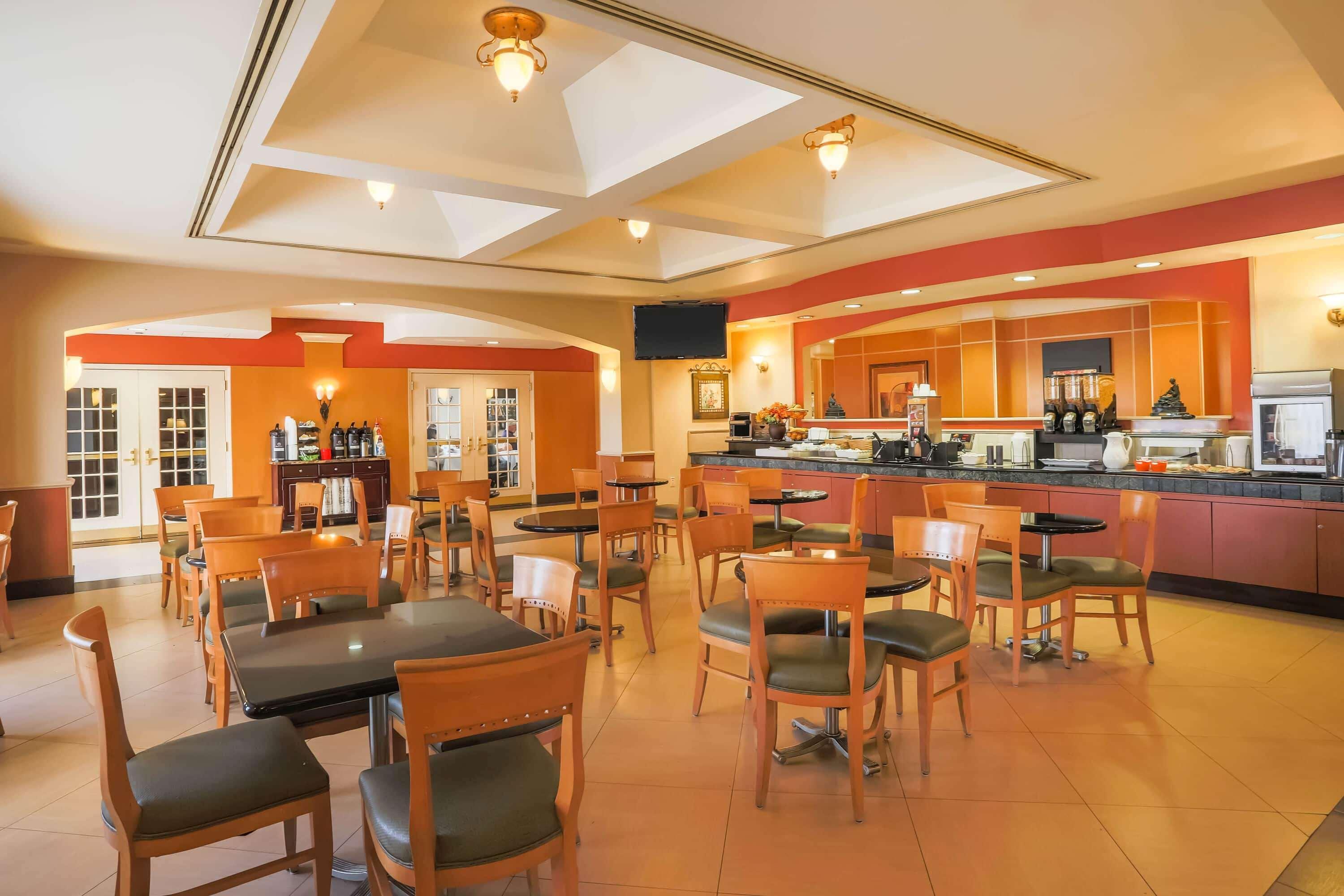 La Quinta By Wyndham Islip - Macarthur Airport Bohemia Экстерьер фото