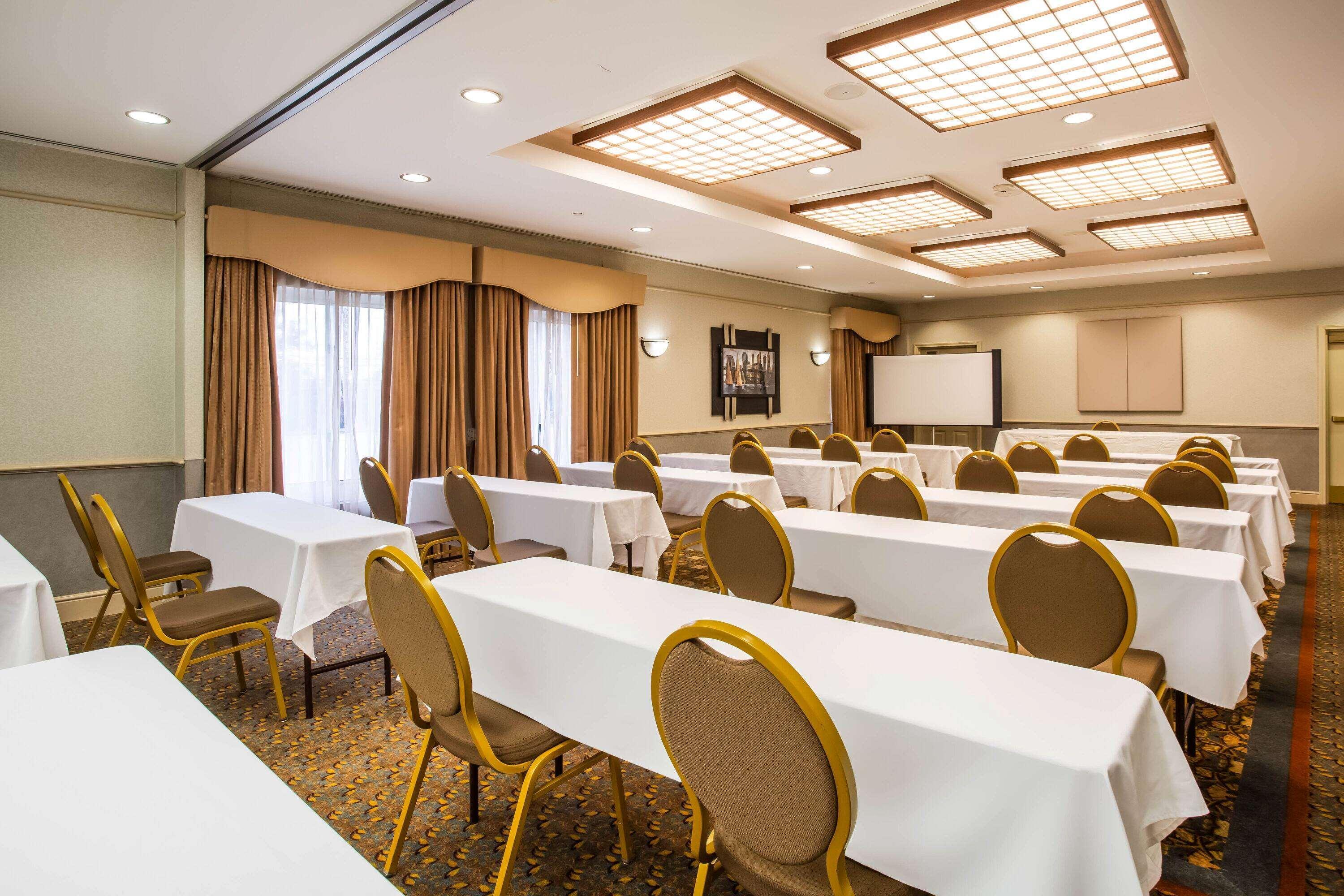 La Quinta By Wyndham Islip - Macarthur Airport Bohemia Экстерьер фото