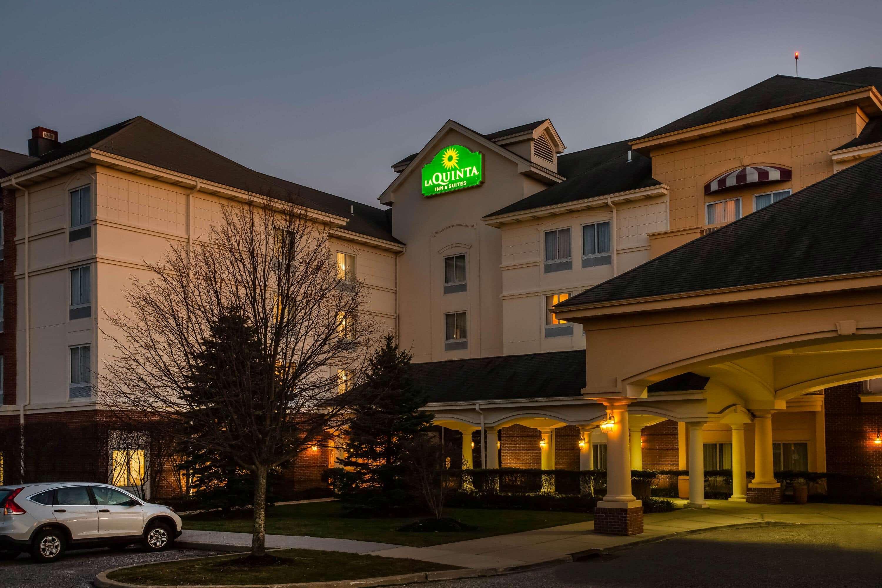 La Quinta By Wyndham Islip - Macarthur Airport Bohemia Экстерьер фото