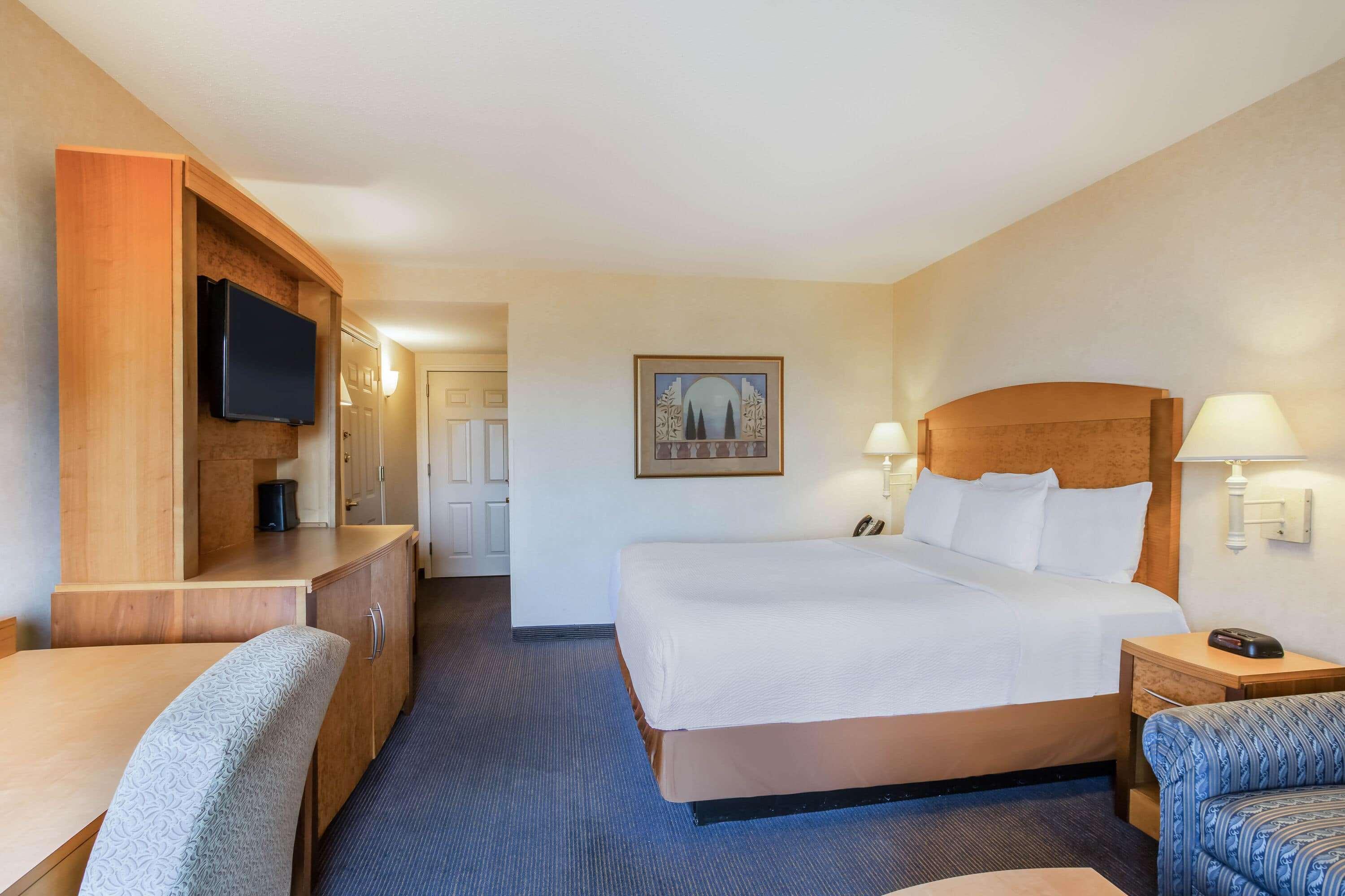 La Quinta By Wyndham Islip - Macarthur Airport Bohemia Экстерьер фото