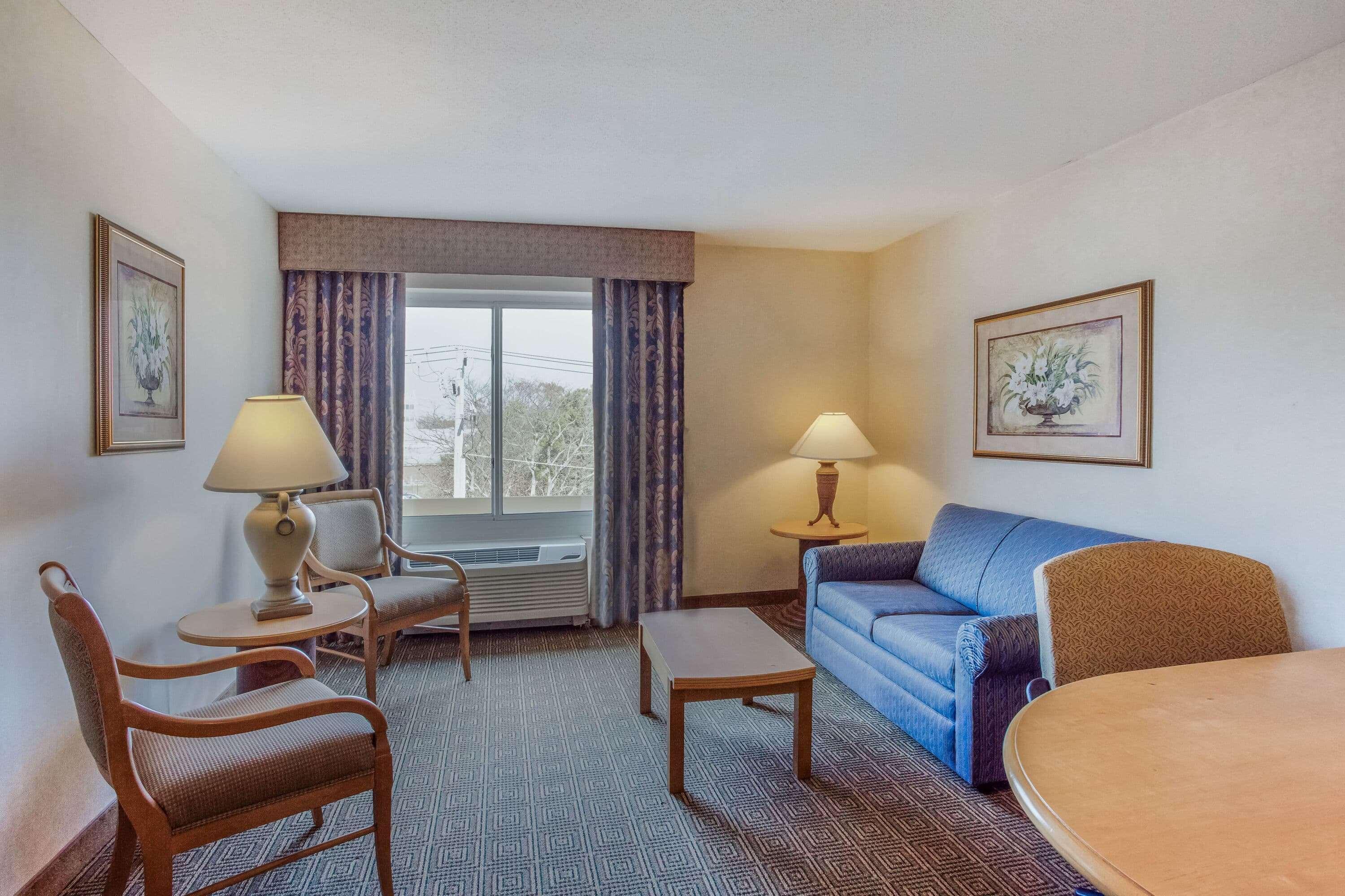 La Quinta By Wyndham Islip - Macarthur Airport Bohemia Экстерьер фото